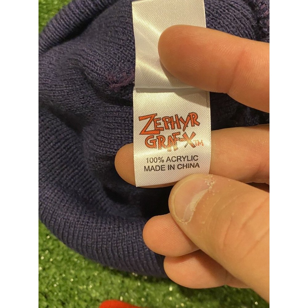 Vintage Zephyr Graf-X Anaheim Ducks script cuffed beanie winter stocking hat pom - Picture 4 of 4